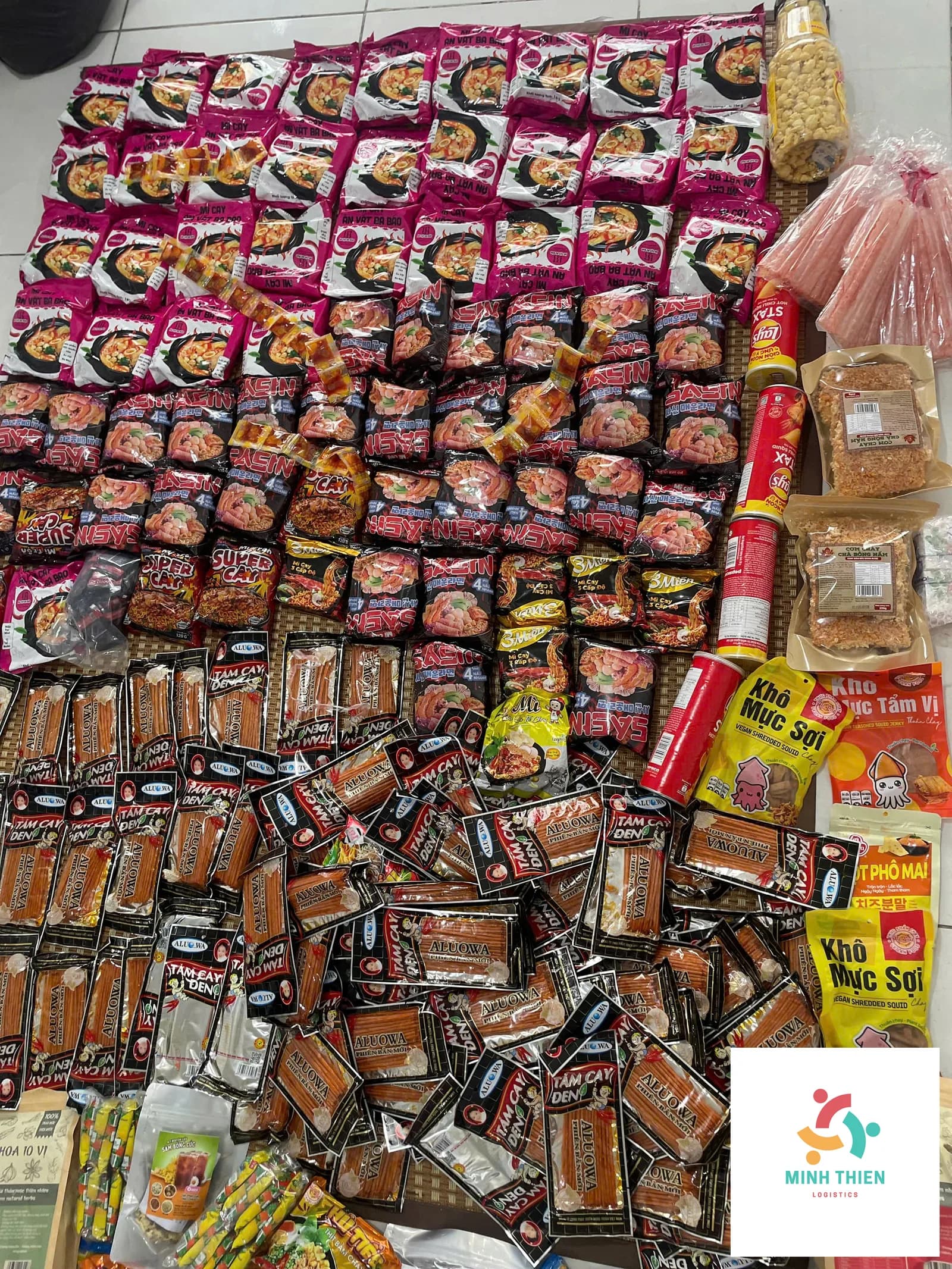 Gửi Hàng Cho Người Việt Ở Singapore: Thủ Tục Hải Quan Và Cách Đóng Gói Chuẩn